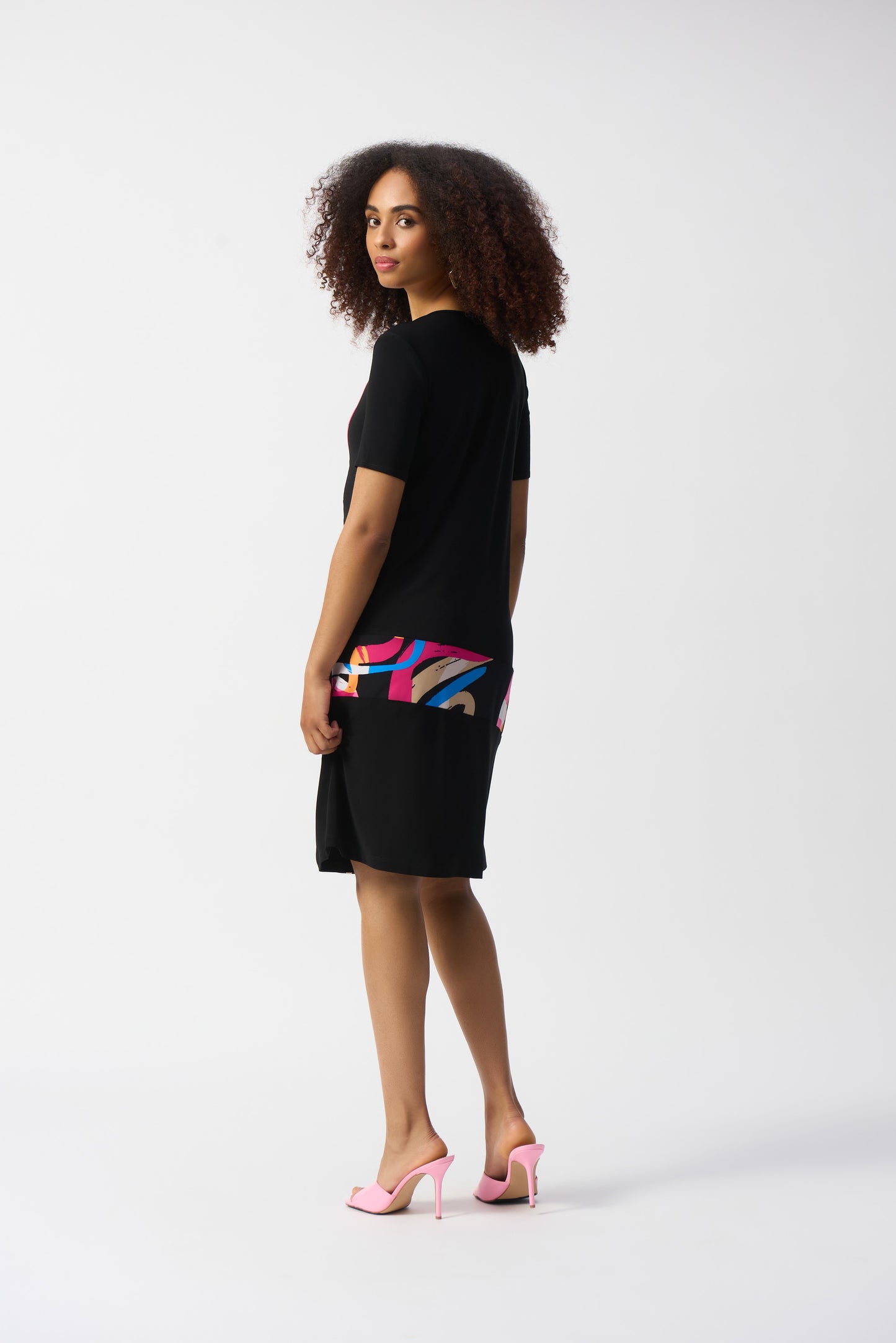 Silky Knit Abstract Print Trapeze Dress 251203
