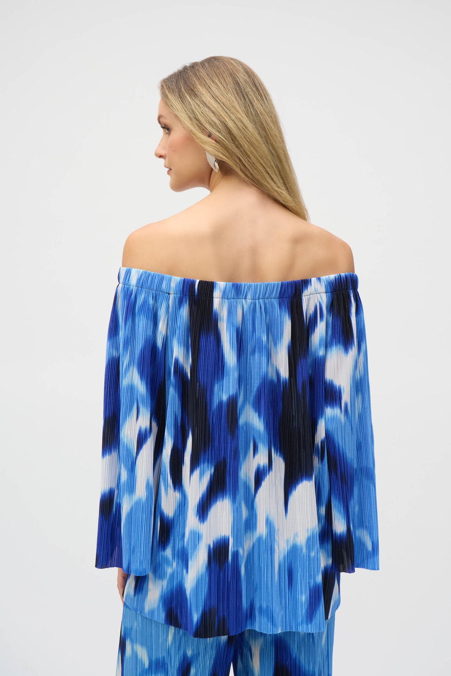 Pleated Novelty Tropical Print Off-Shoulder Top 252227-3801