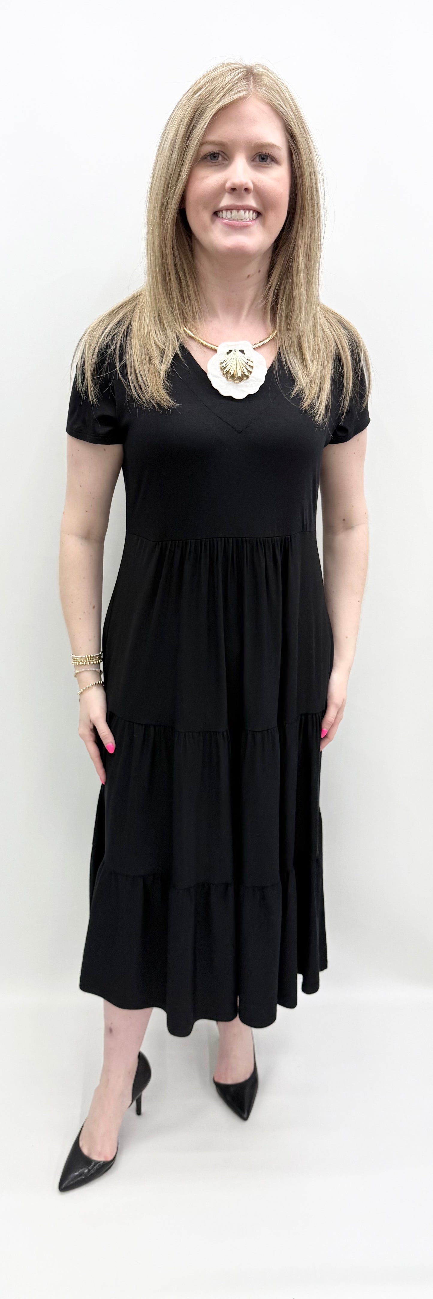 #210-5020 Black Maxi Dress