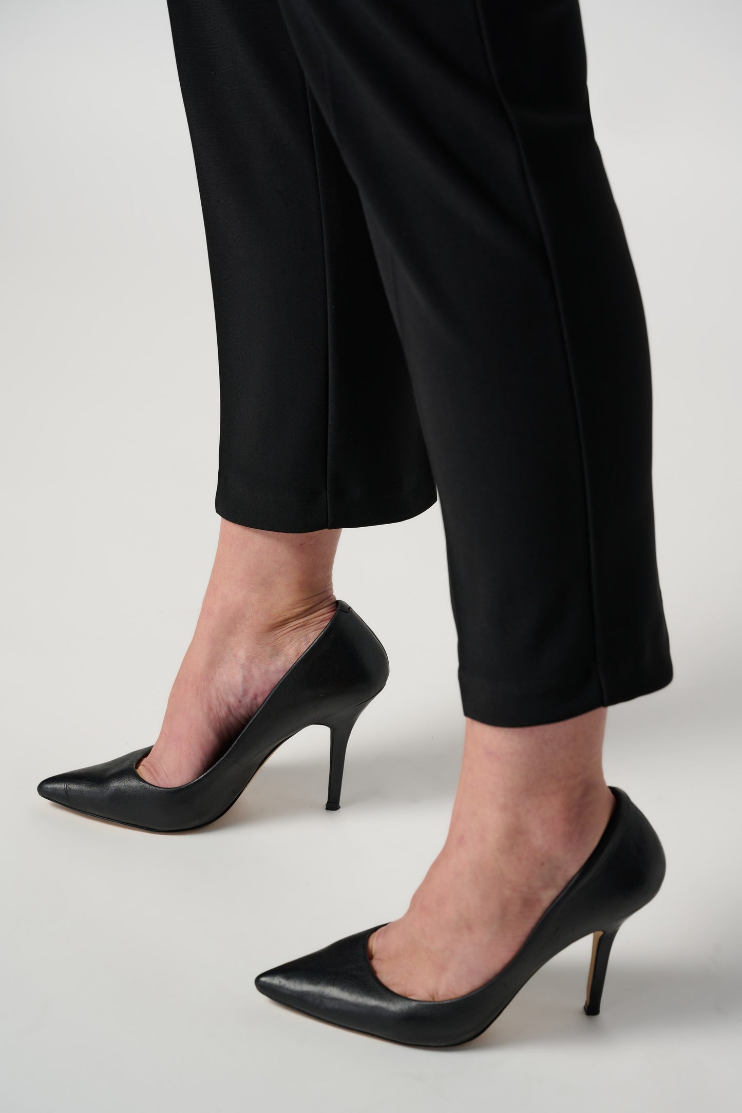 Joseph Ribkoff #181089NOS-11 Classic Cropped Pant
