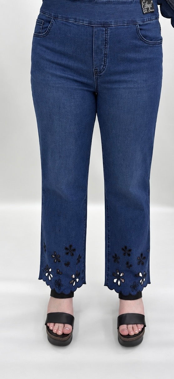 Ethyl #P601MEDE Embroidery Jean