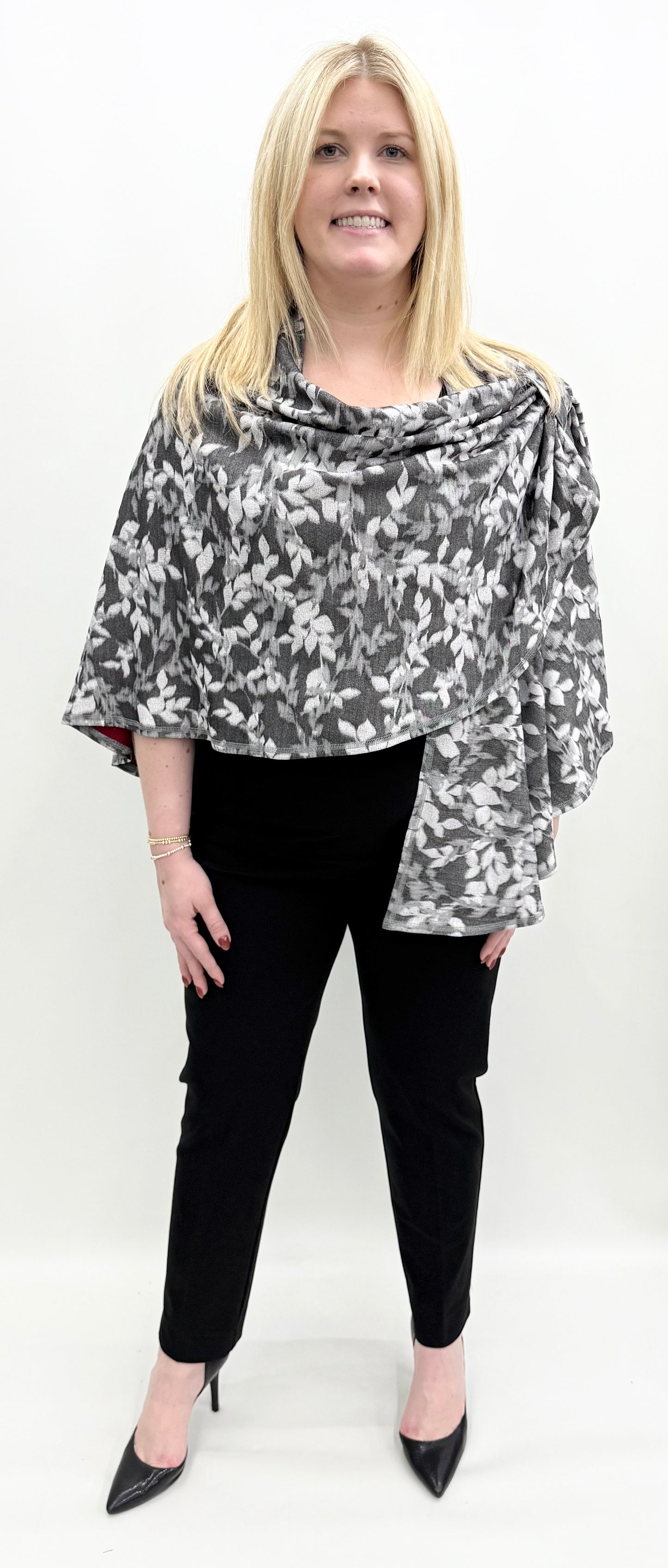 Pure Essence #640-4428  Reversible Wrap