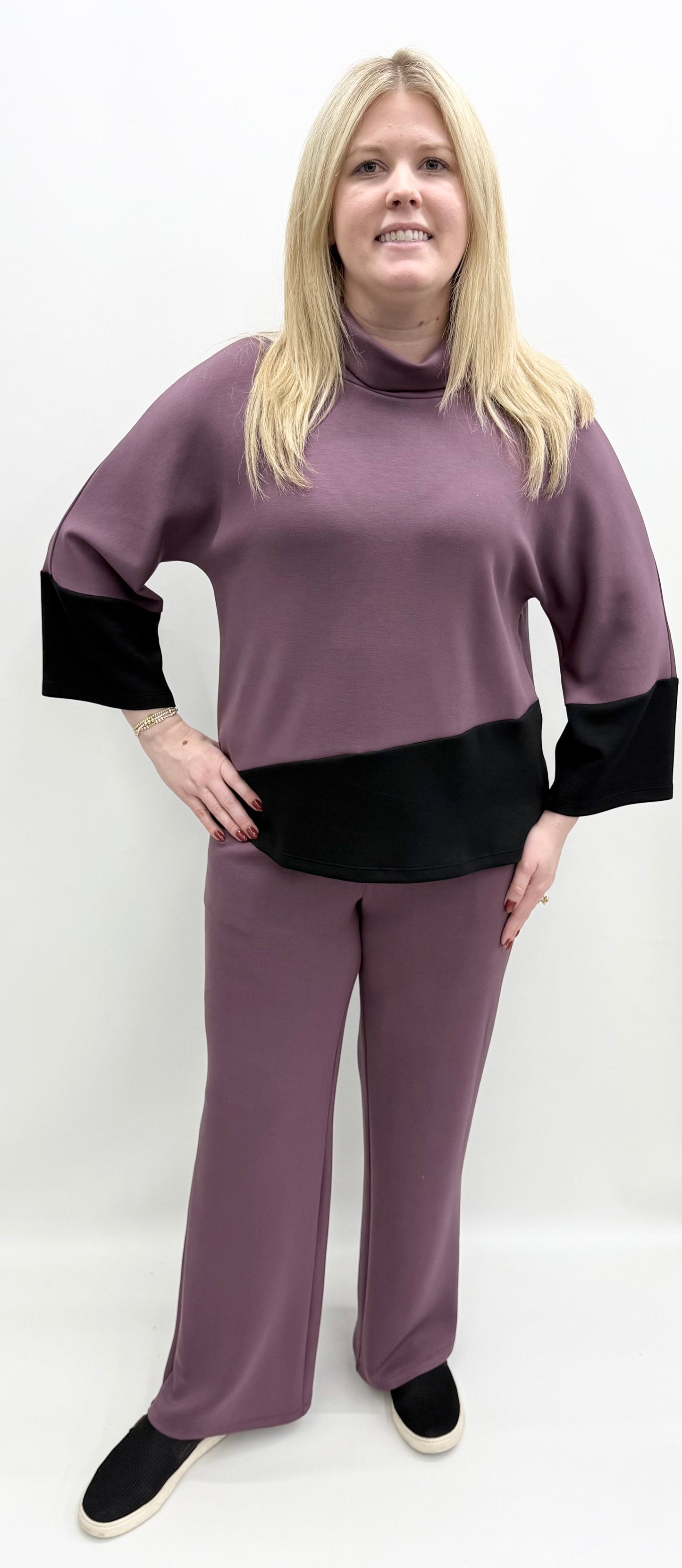 Pure Essence #625-8012 Amethyst/Black Top