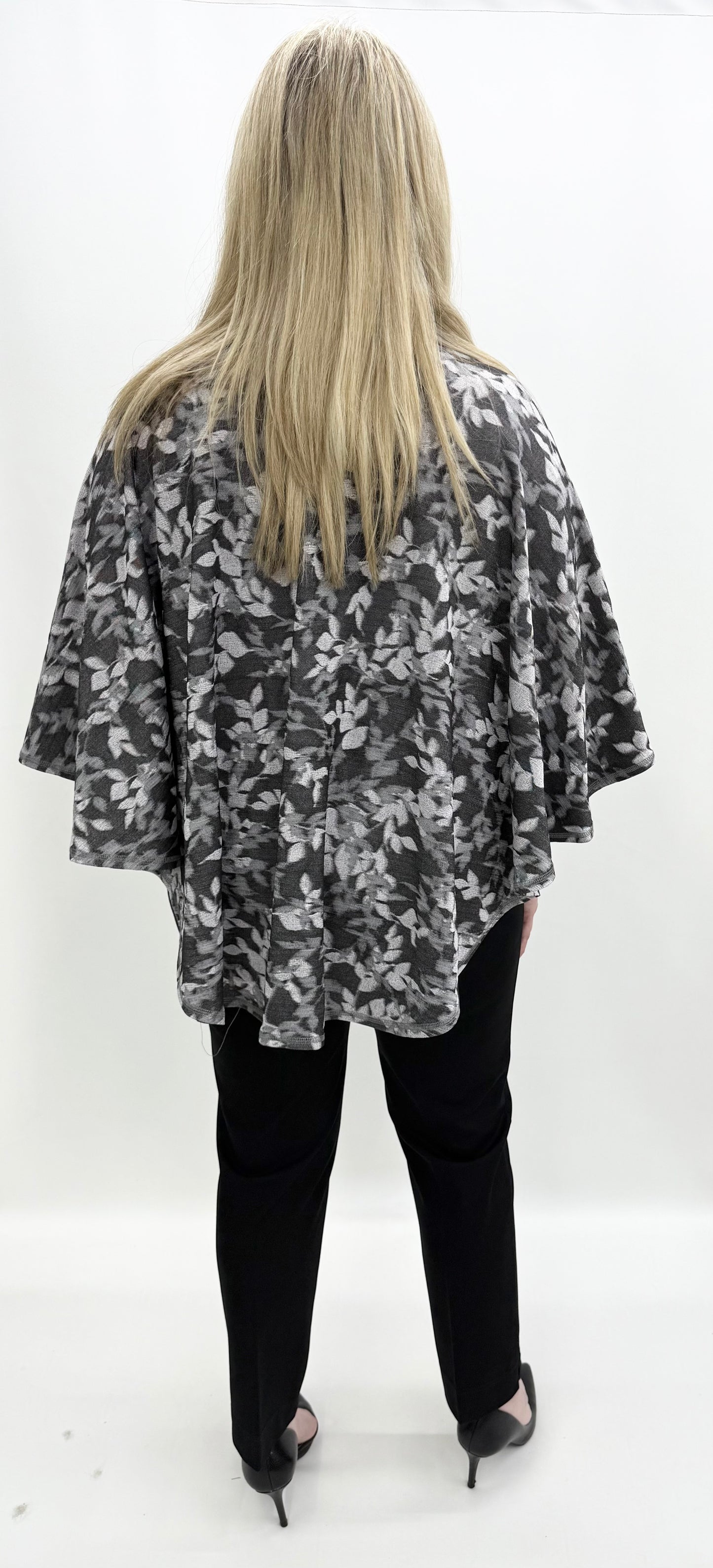 Pure Essence #640-4428  Reversible Wrap