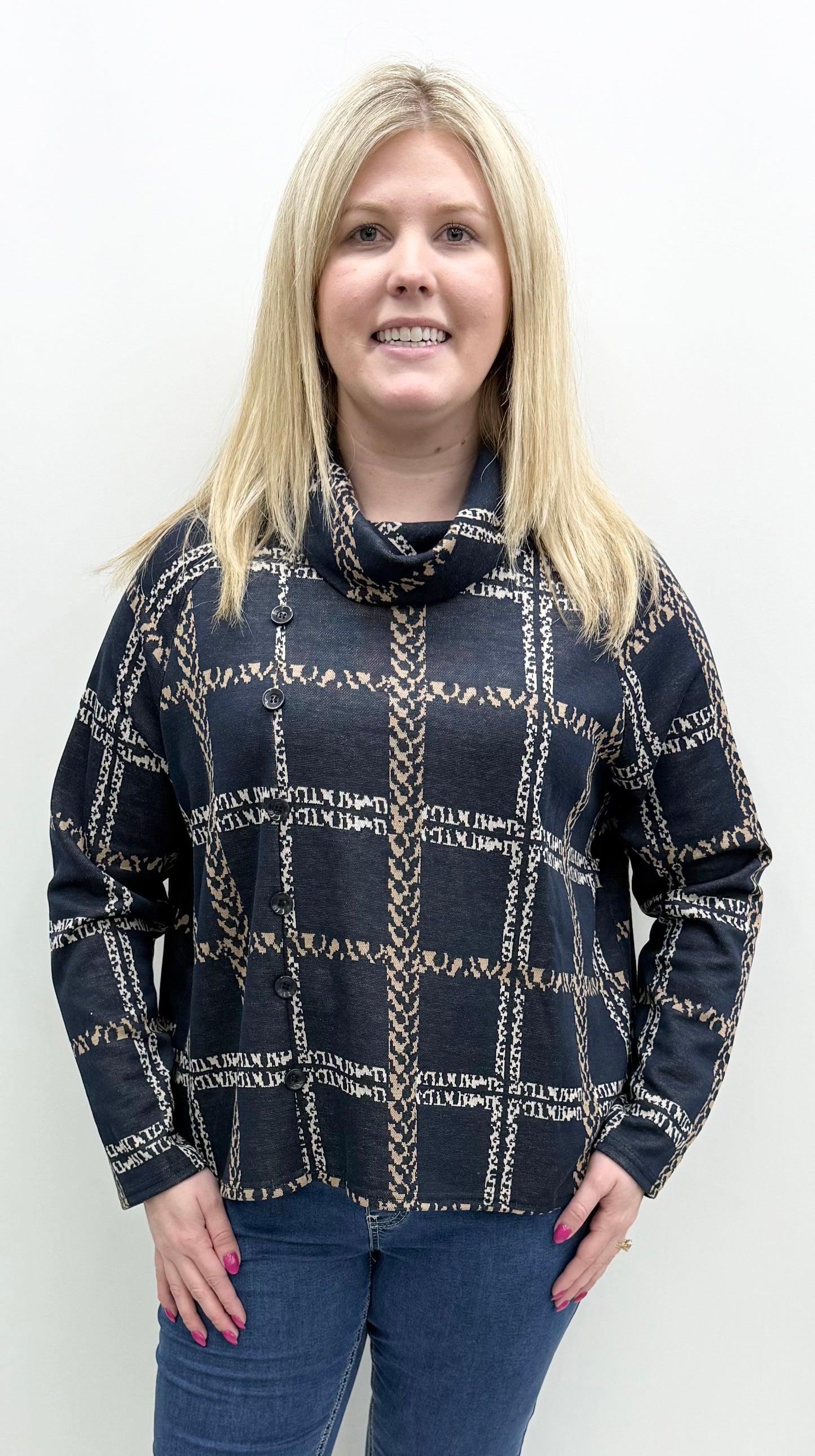 Ethyl #H25139 Pullover Sweater
