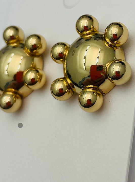 Golden - Round Polished Stud (Shiny Gold) BER530