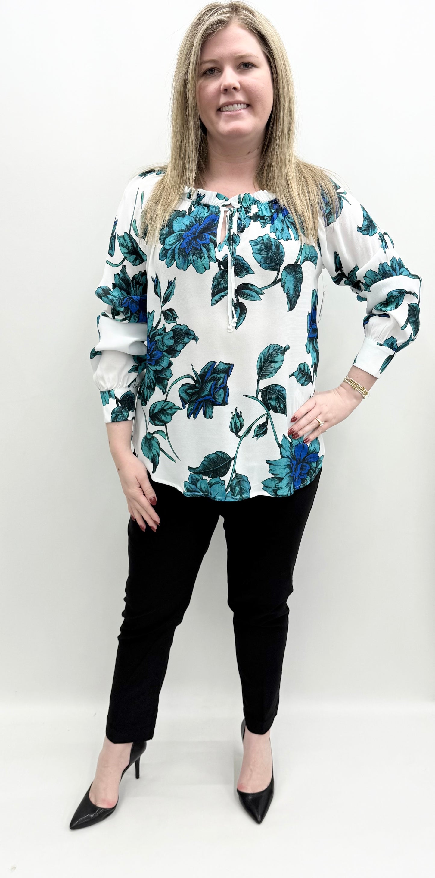 Karen Kane #4L37400 Hidden Gem Ruffle Tie Neck Top