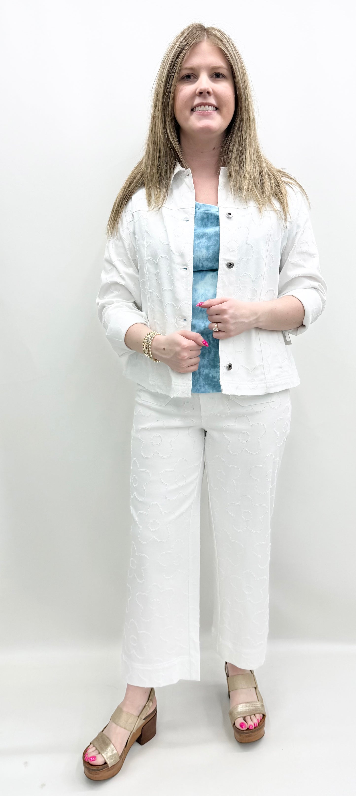 Habitat #51210 White Etched Flower Pleat Back Jacket